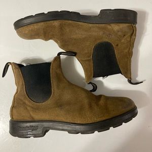 Blundstone #1615 Dark Olive Suede Boot AU 8 Men’s 9 Women’s 11